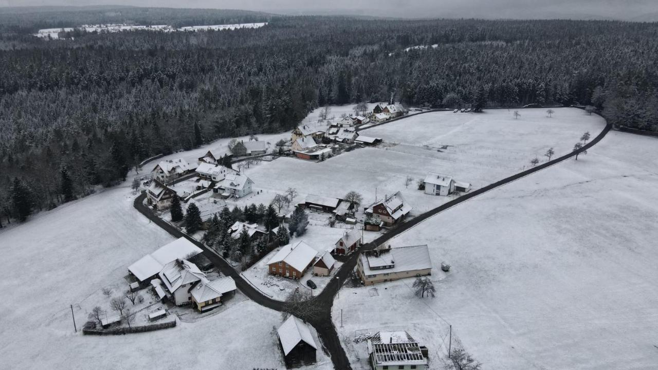 Chickenhill Blackforest, Grosse Ferienwohnung Im Schwarzwald Bad Wildbad Exteriör bild